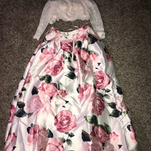 Teeze Me beautiful two piece maxi dress - Picture 4 of 4